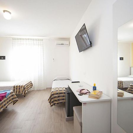 Hotel Thomas 坎普码港 外观 照片