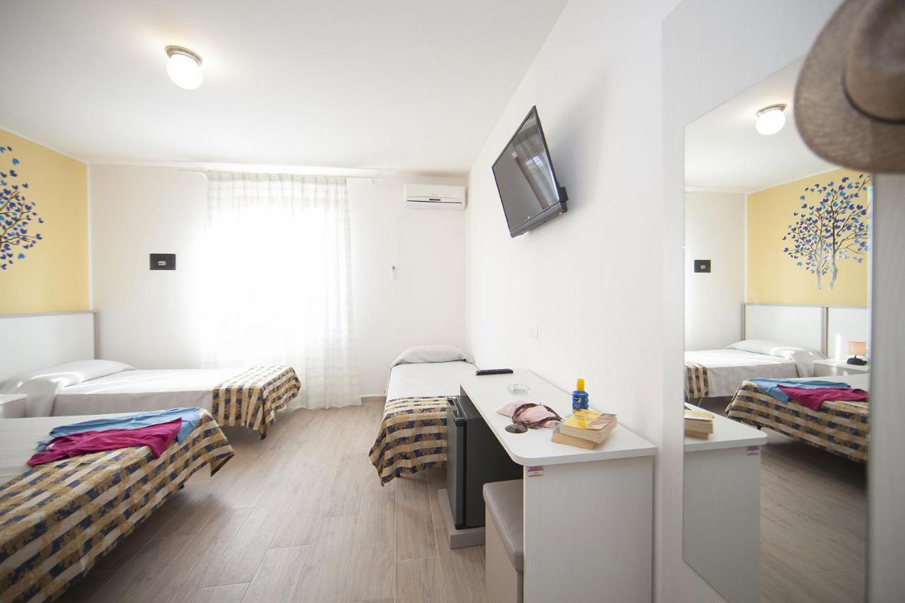 Hotel Thomas 坎普码港 外观 照片